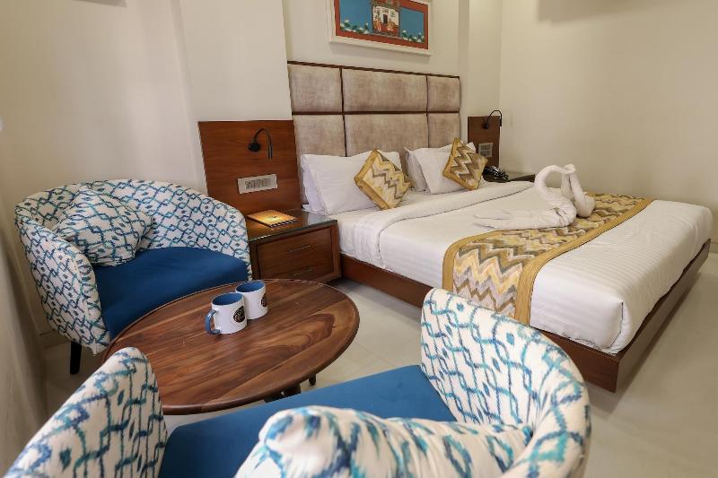 Vrinda Hotel image