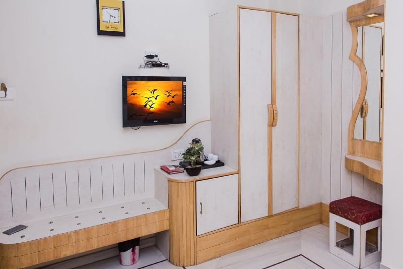 Vrinda Hotel image