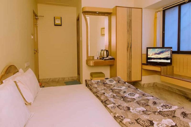 Vrinda Hotel image