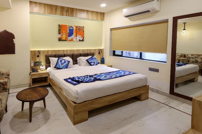 Vrinda Hotel image