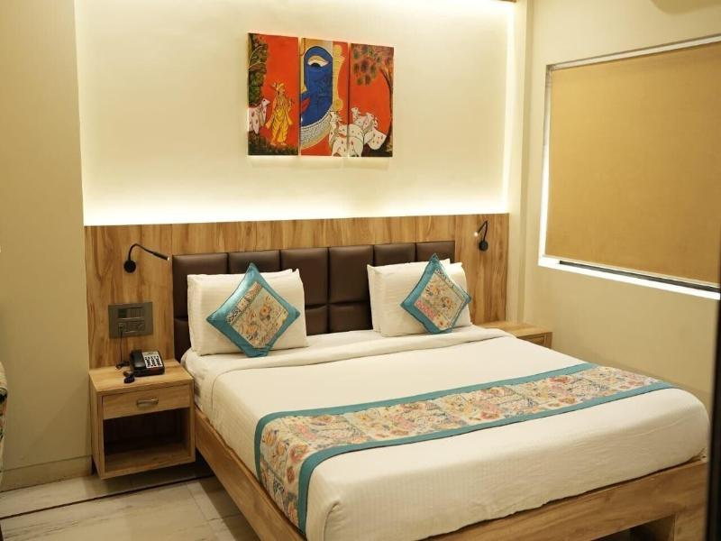Vrinda Hotel image
