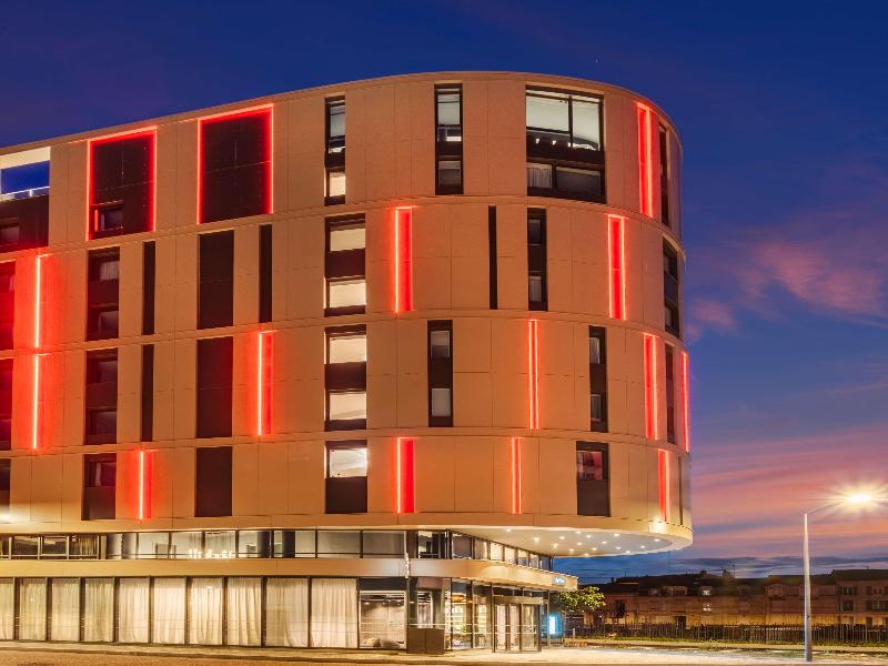 Radisson Hotel Reims image