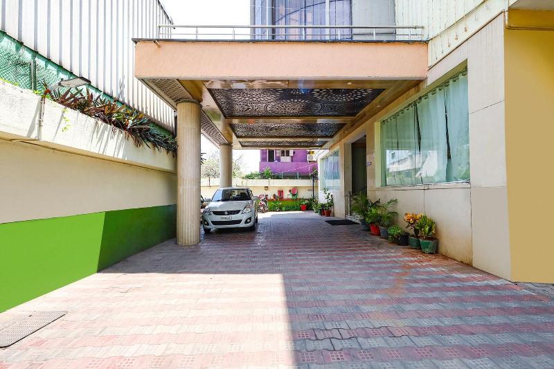 Fabhotel Prime Mahalaya Residency image