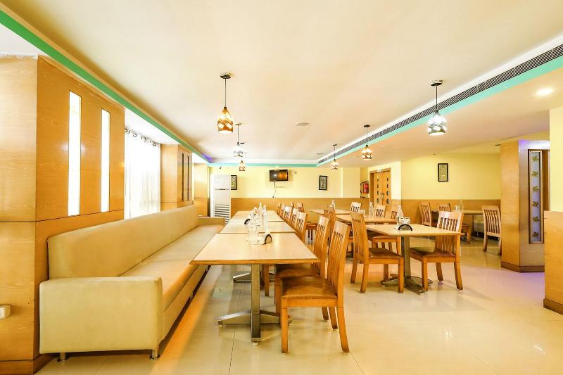 Fabhotel Prime Mahalaya Residency image