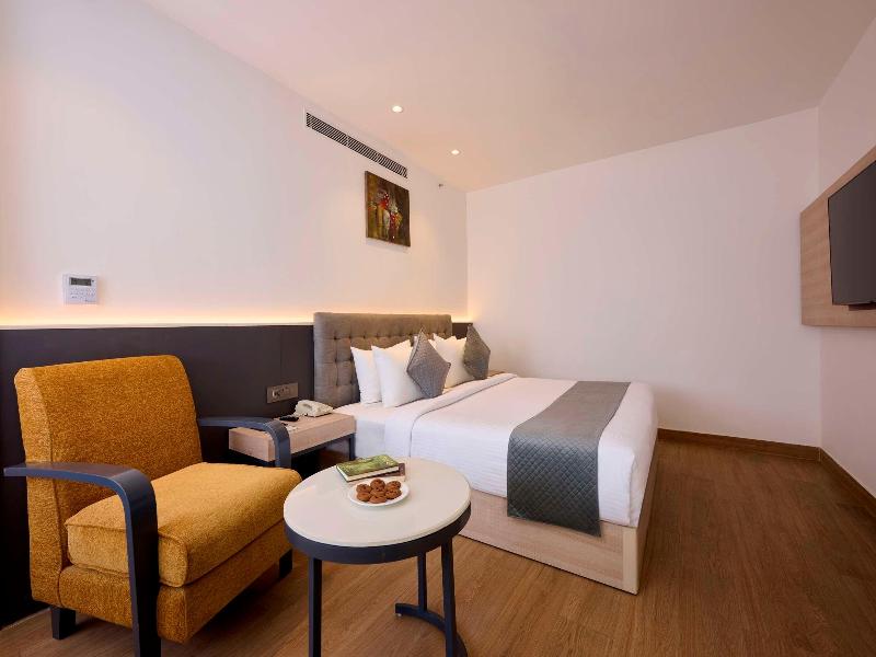 Delite Sarovar Portico Faridabad image