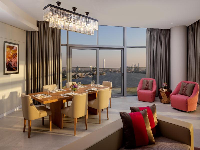Hilton Dubai Creek Hotel & Residences image