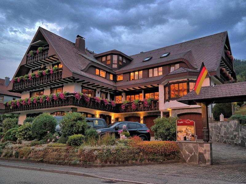 Hotel Garni Bergblick image