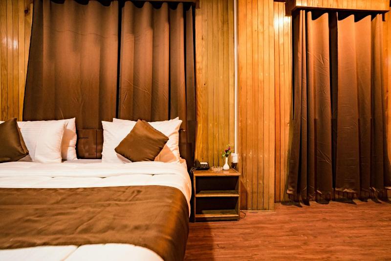 Magpie Mall Road Residency - Mg Marg image