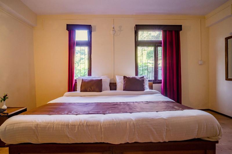 Magpie Mall Road Residency - Mg Marg image