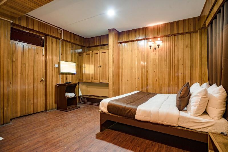 Magpie Mall Road Residency - Mg Marg image