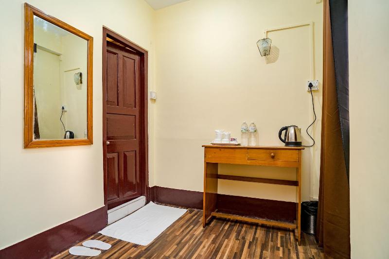 Magpie Mall Road Residency - Mg Marg image