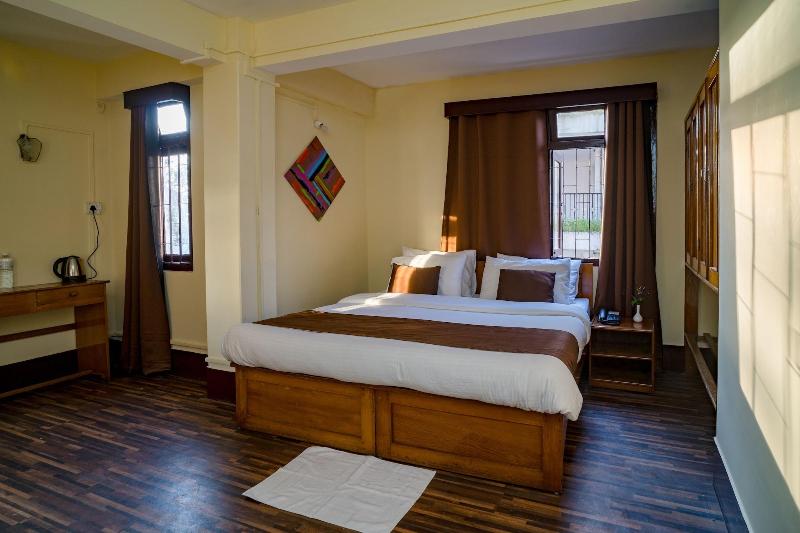 Magpie Mall Road Residency - Mg Marg image
