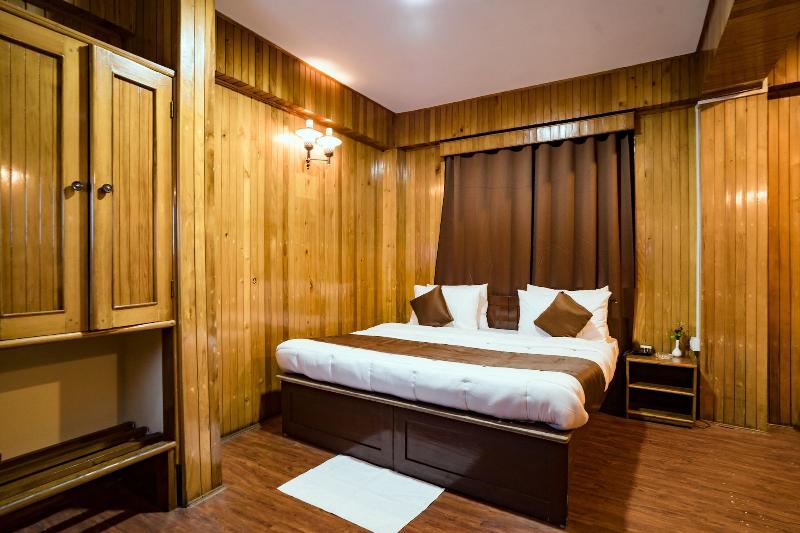 Magpie Mall Road Residency - Mg Marg image