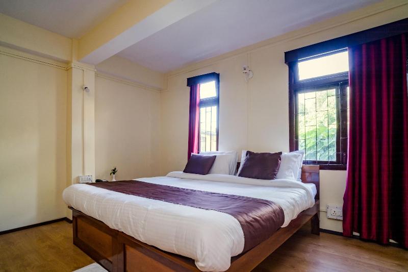 Magpie Mall Road Residency - Mg Marg image