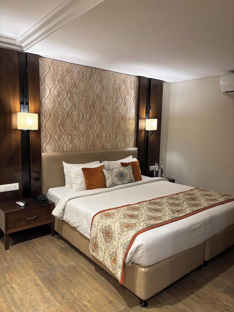 Regenta Resort & Spa Mashobra image