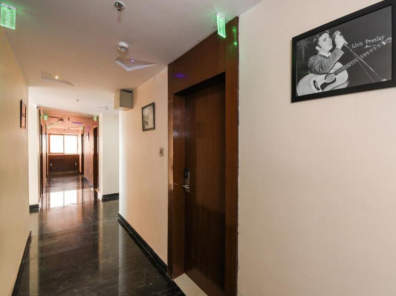 Rohhotel image