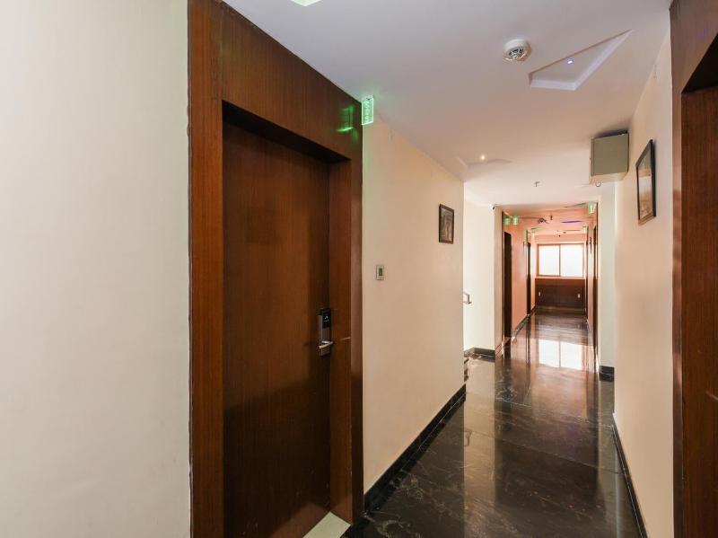 Rohhotel image