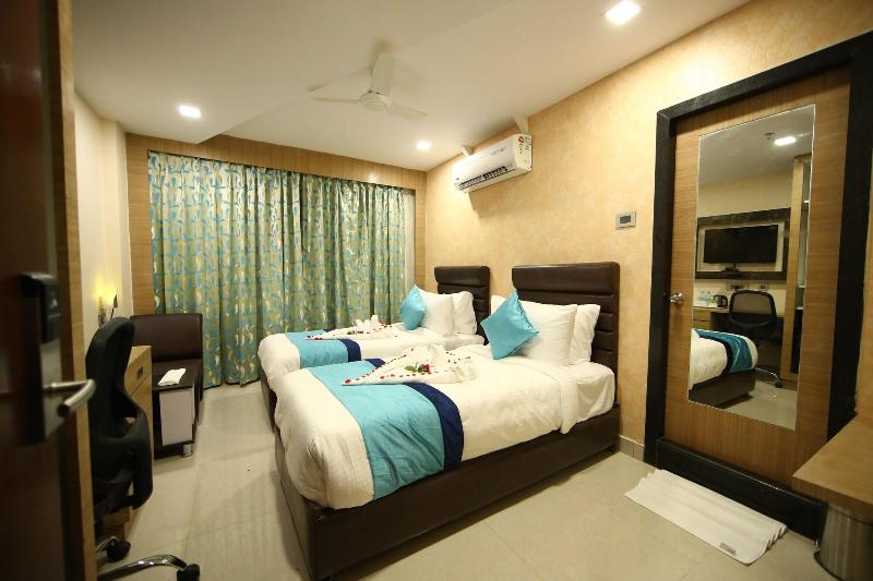 Rohhotel image
