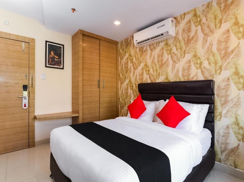 Rohhotel image
