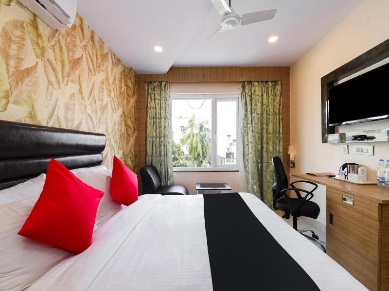 Rohhotel image