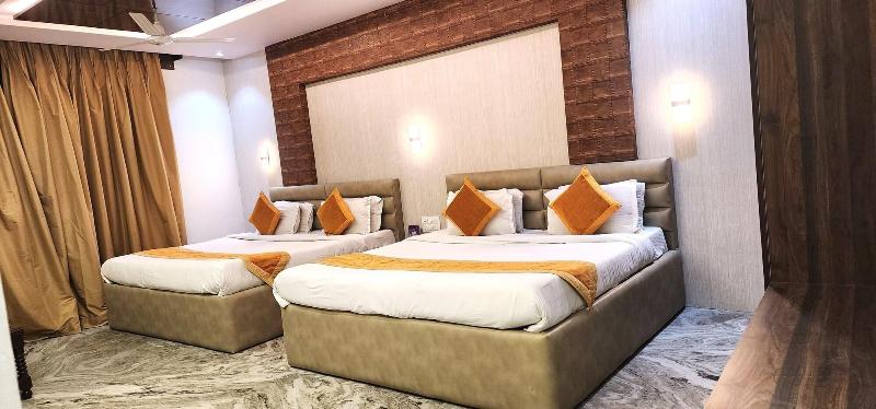 Brinjal Hotels image
