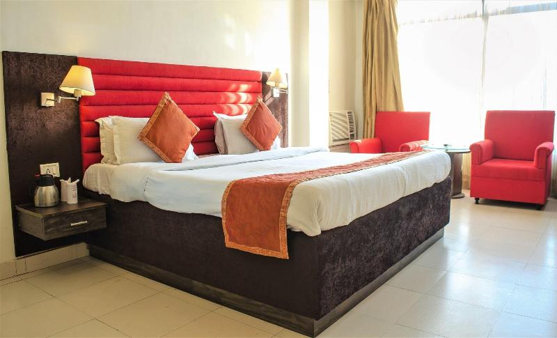 Brinjal Hotels image