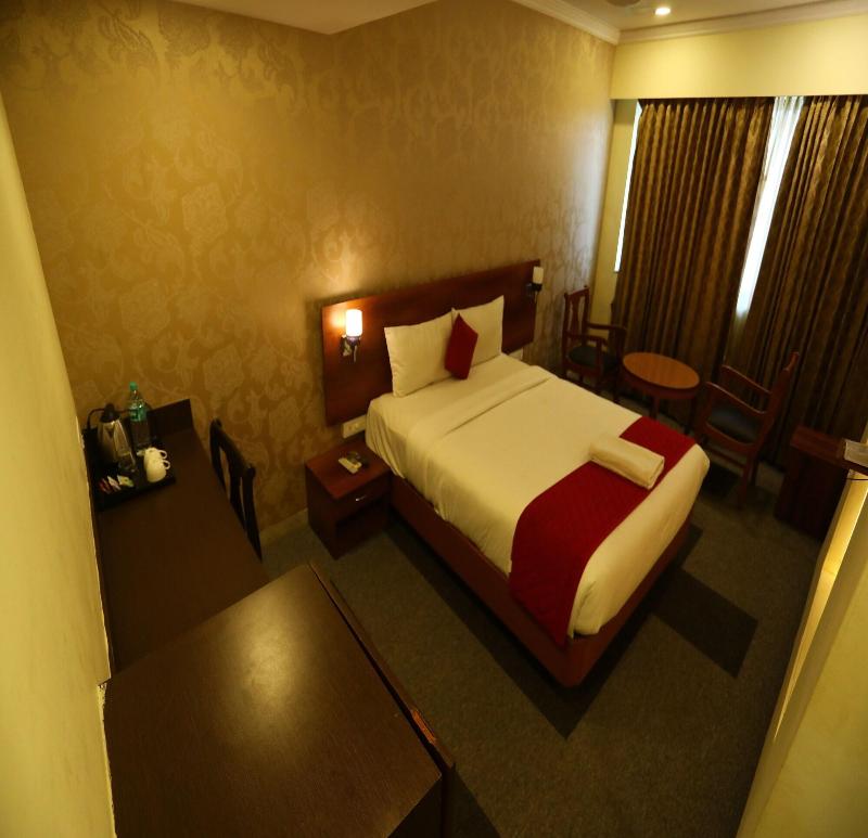 Dfront Golden Palace 4
