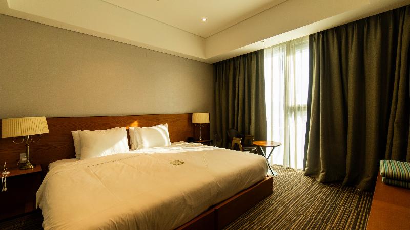 Incheon Airport Global Hotel & Suites image