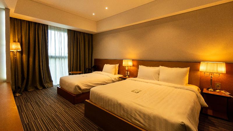 Incheon Airport Global Hotel & Suites image