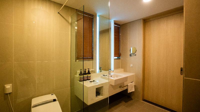 Incheon Airport Global Hotel & Suites image