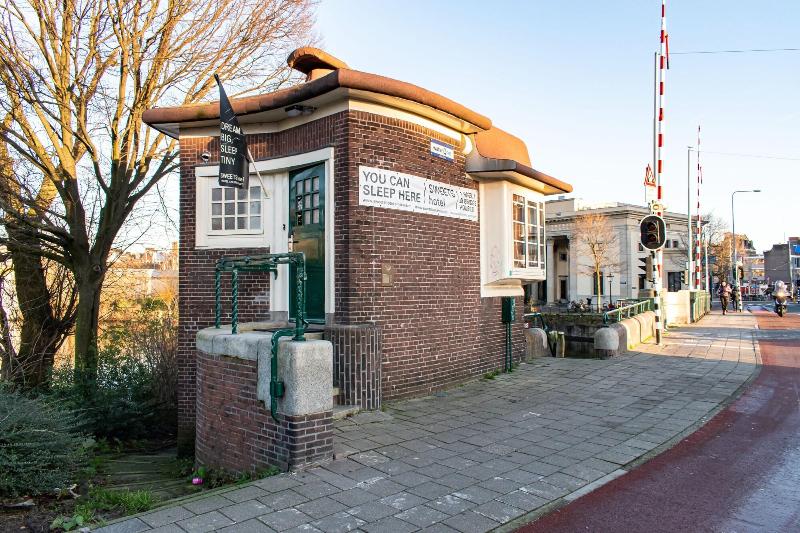Sweets Willemsbrug image