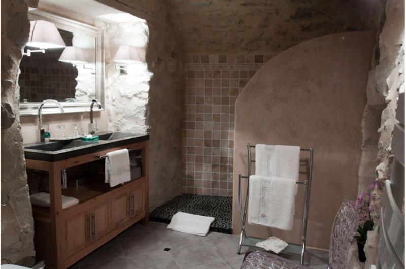 Maison D Ha Tes La Cour Des Lauriers image