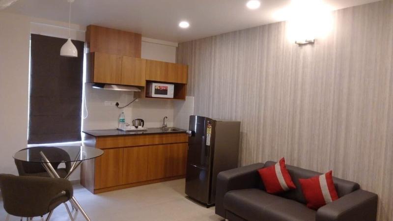 Parkwood Suites image