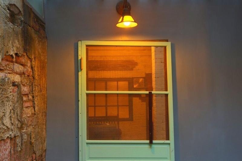 Moon House Tainan image