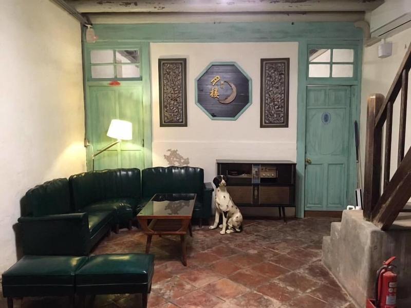 Moon House Tainan image