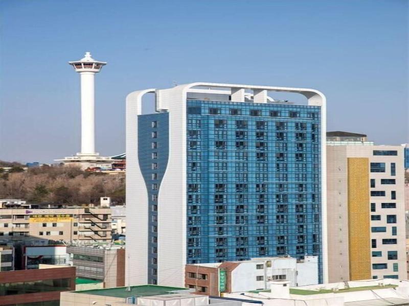 Griffin Bay Hotel image