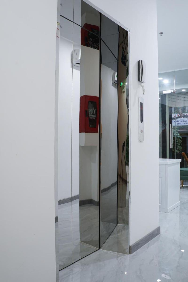 Piano Hotel image