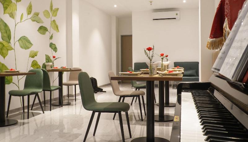 Piano Hotel image