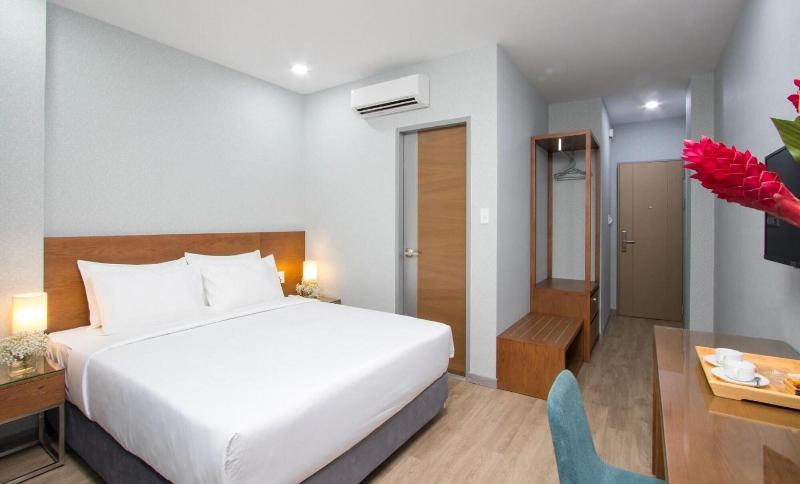 Piano Hotel image