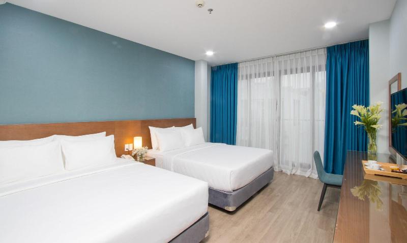 Piano Hotel image