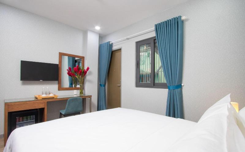 Piano Hotel image