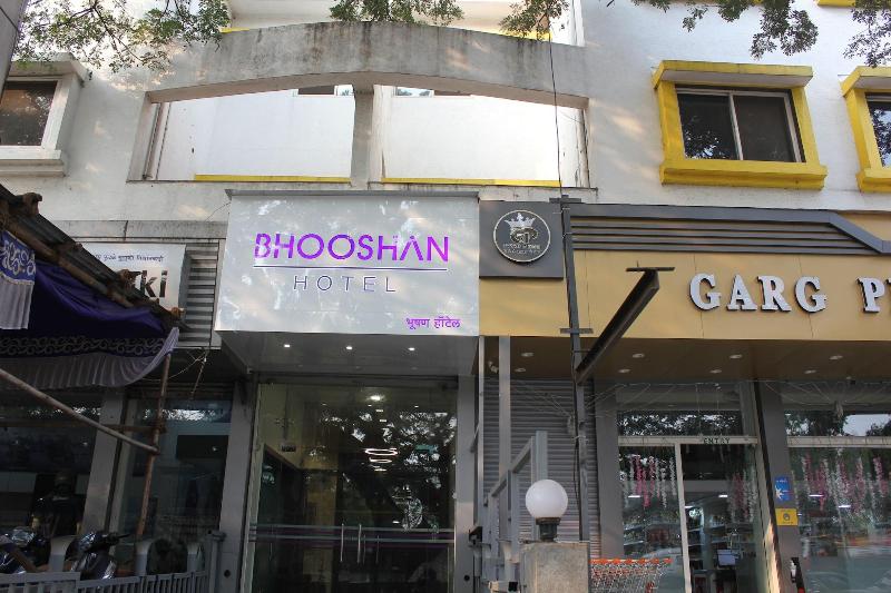 Hotel Bhooshan Airport Road image