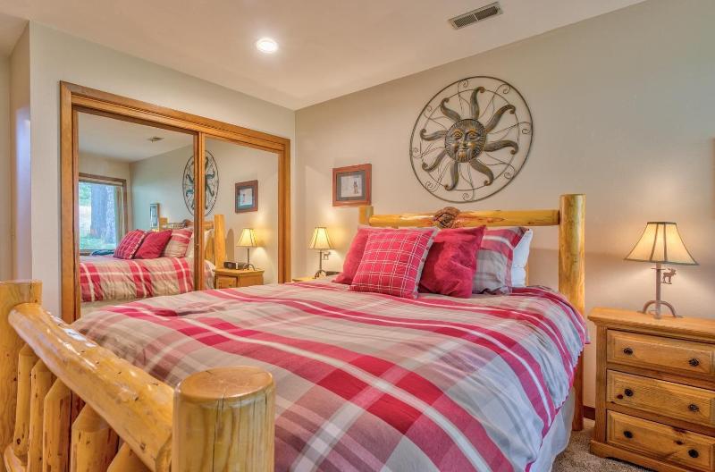 Tan Oak Lane 37 image
