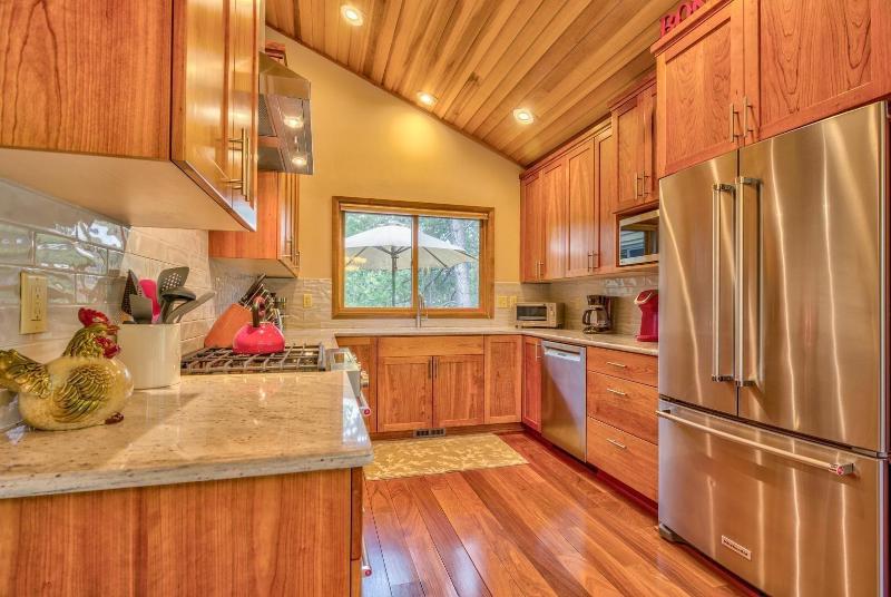 Tan Oak Lane 37 image