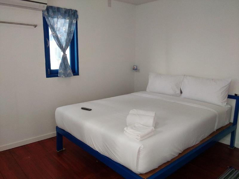I Talay Beach Bar Cottage Taling Ngam image