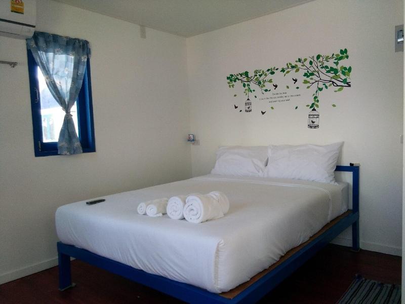 I Talay Beach Bar Cottage Taling Ngam image