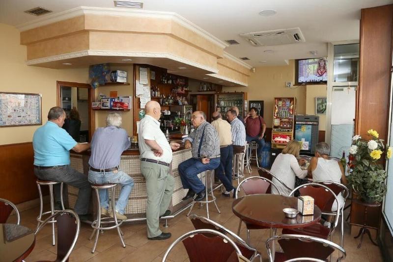 Pension Caldas image