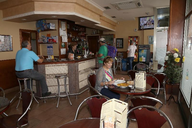 Pension Caldas image