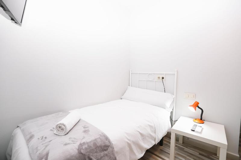 Pension Caldas image