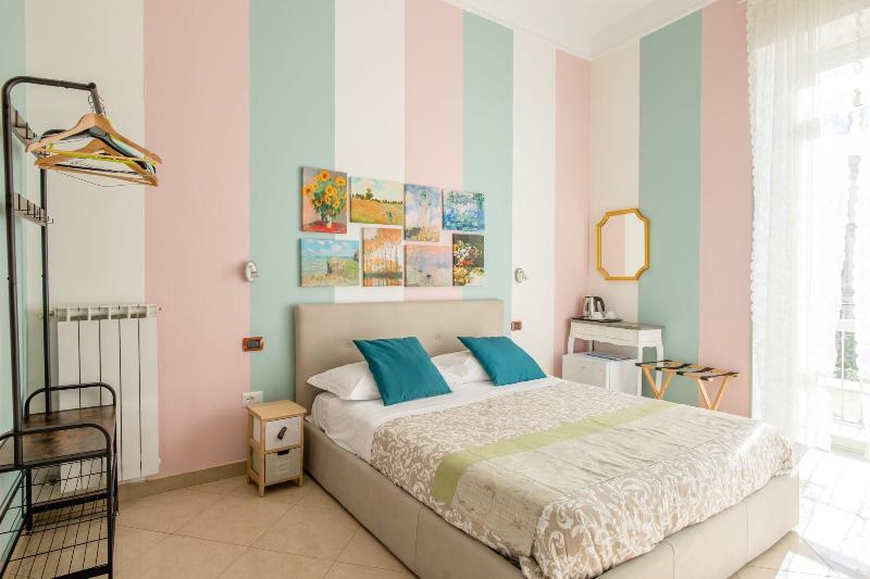Residence Santa Teresa A Chiaia image